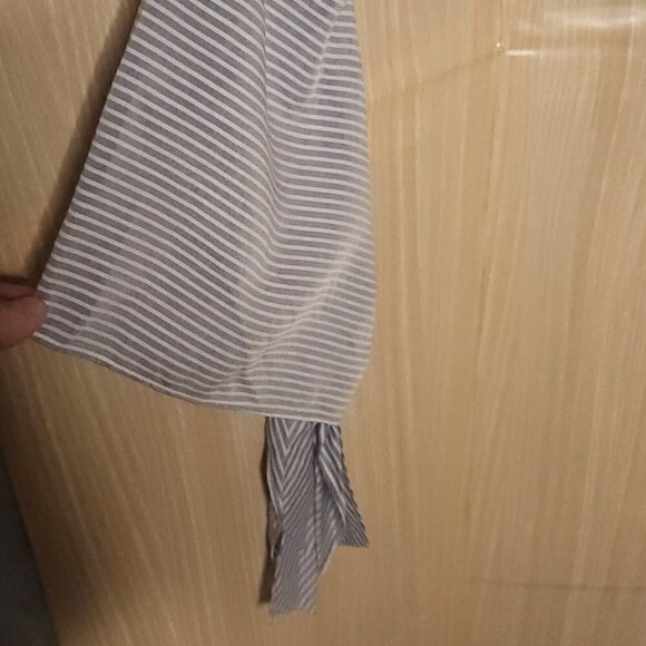 BCBGMaxazria Womens New Blue White Stripe Cold Shoulder Bell Sleeve Blou… - Picture 3 of 7